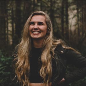 Meet your Posher, Michaela